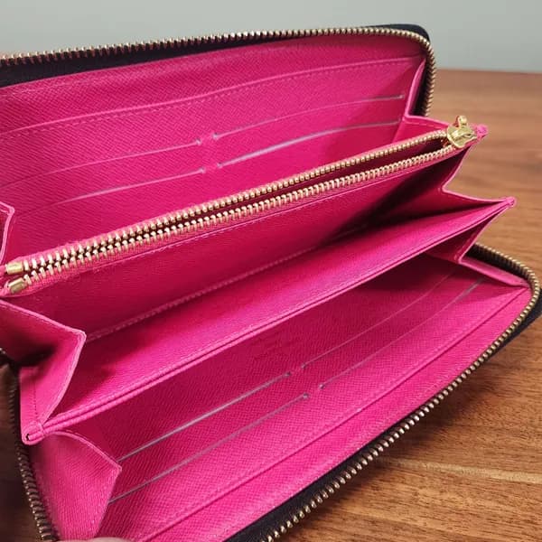 Louis Vuitton Multicolor Monogram Zippered Wallet Black, close-up view