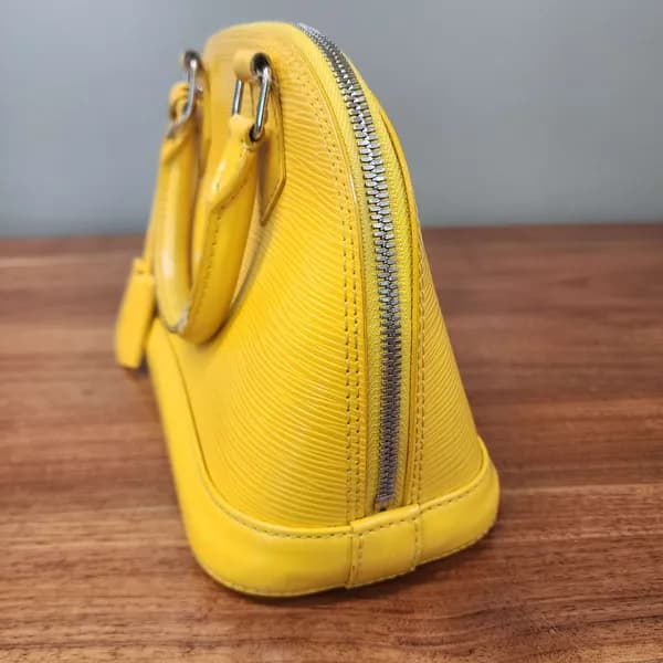 Luxury Purse Auction, view 8