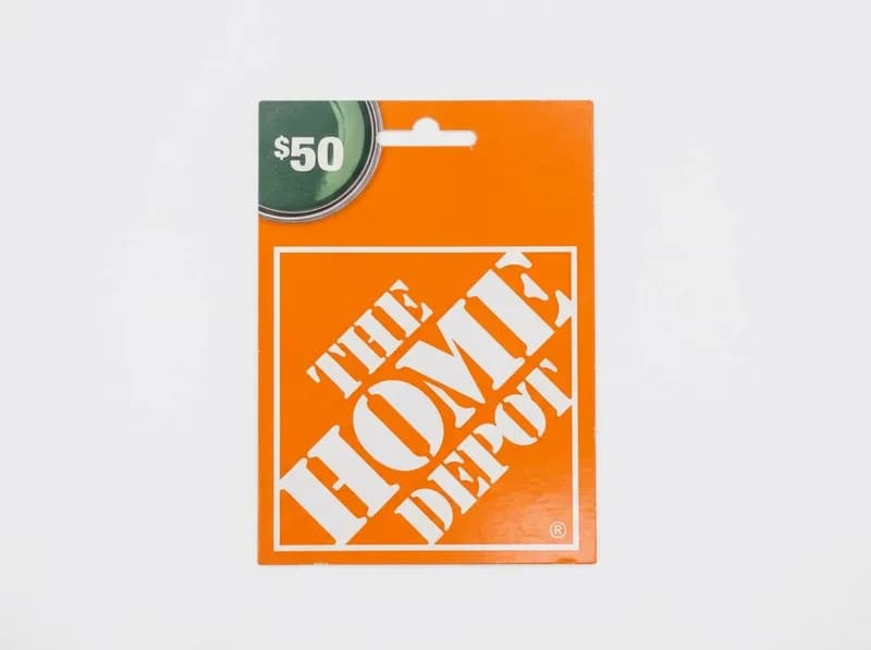 Gift Card Wars #2, close-up view