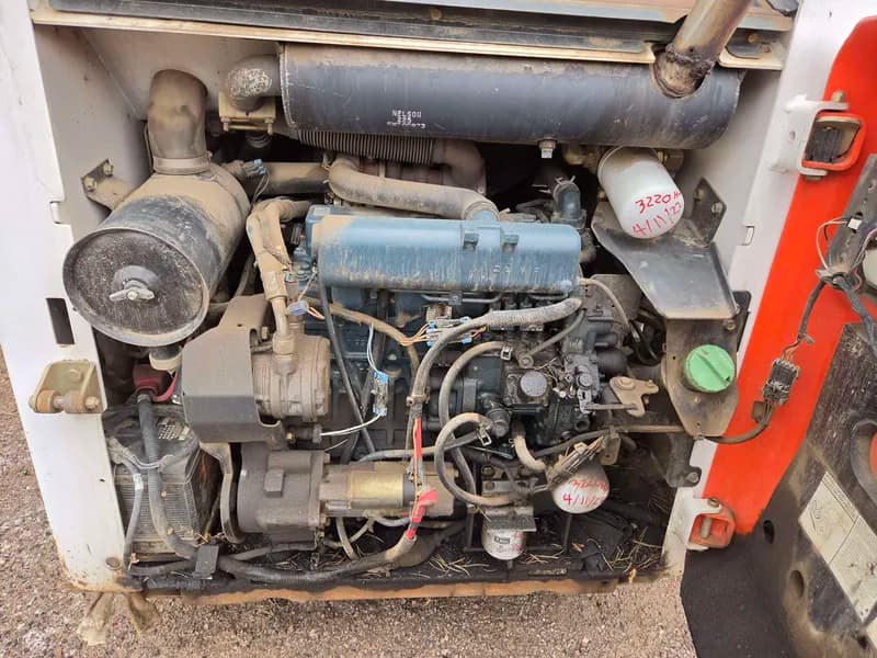 Bobcat S160 Compact Skid Steer Loader w/ Bucket, view 9
