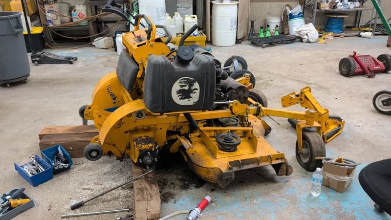 Wright WsPX61 Zero Turn Radius Mower w/ Kawasaki, side view