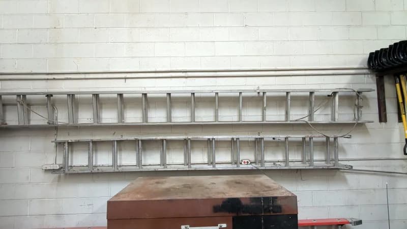 24-Foot Aluminum Extension Ladder, primary view
