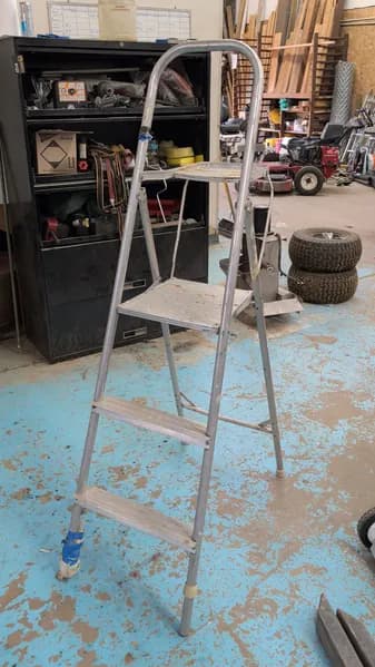 Aluminum Step Ladder 3-Step, primary view