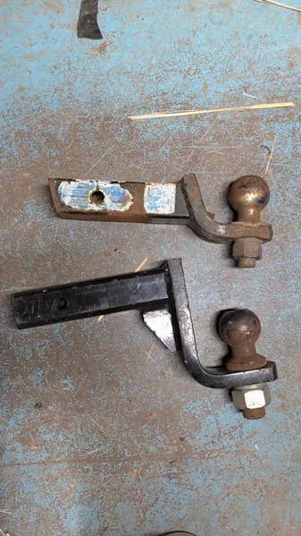 Curt 2-Ball Trailer Hitch Mount with Balls, primary view