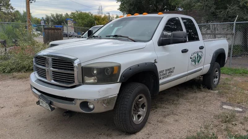 2009 Dodge Ram 2500 Crew Cab Pickup Truck w/ Landscaping Decal - Transmission replaced 2022, primary view