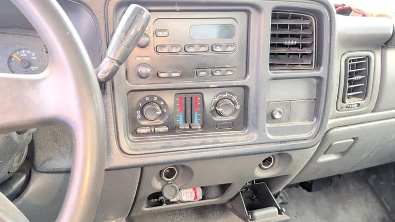 2003 Chevrolet Silverado 1500 Single Cab Pickup, view 11