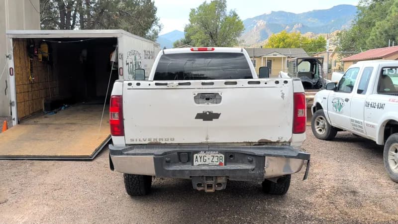 2012 Chevrolet Silverado 2500 HD Single-Cab Pickup Truck, view 7
