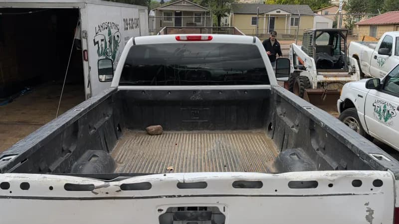 2012 Chevrolet Silverado 2500 HD Single-Cab Pickup Truck, view 8