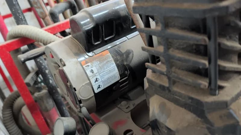 Vertical Air Compressor 60 Gallon Single-Stage, side view