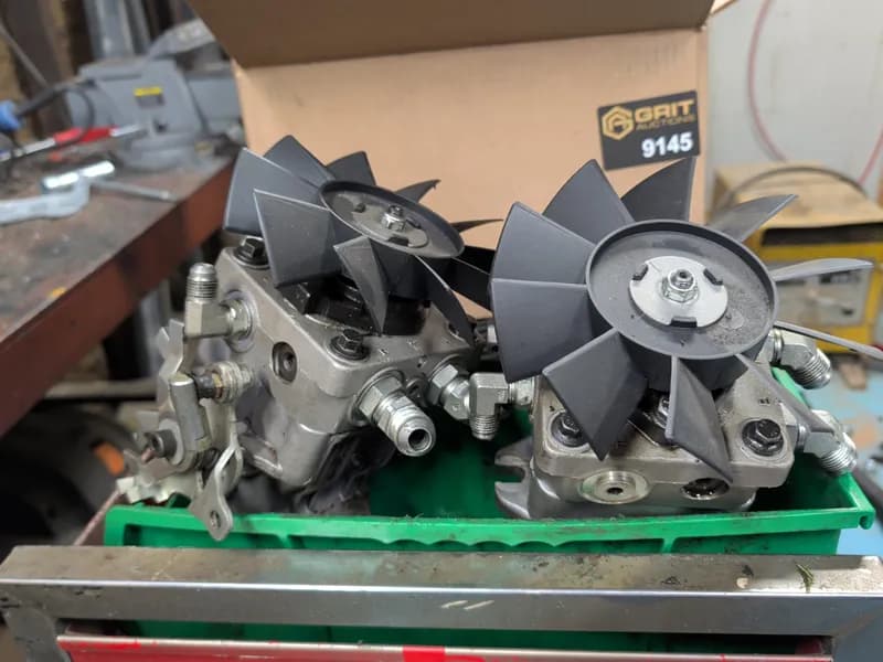 GRAIT 9145 Diesel Engine Block Assembly w/ Fan Clutch, interior view