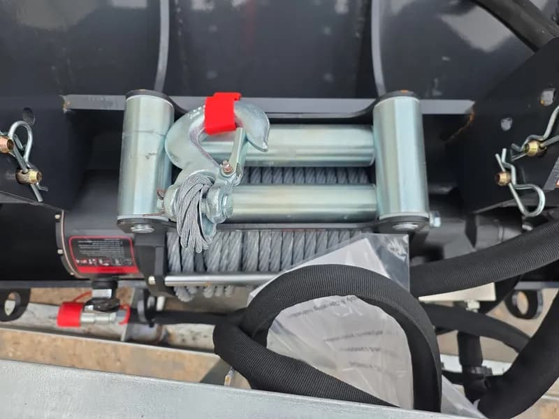 2025 LandHonor FW-13-15000G 15k Hydraulic Winch, rear view