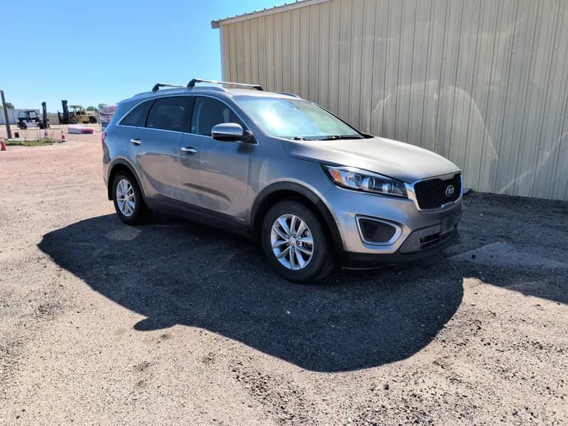 2017 Kia Sorento AWD – 2.4L GDI – 174K Miles – Compression Issue – Clean Title, primary view